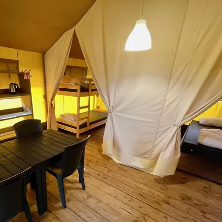 Lüks kamp alanı Safaritent At Gt Keiheuvel *